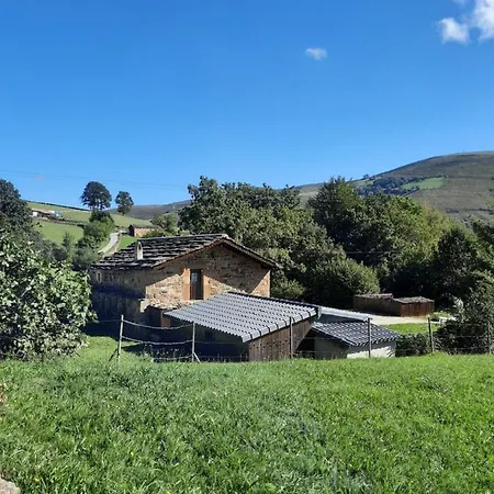 Pasiega La Quemada * San Pedro Del Romeral